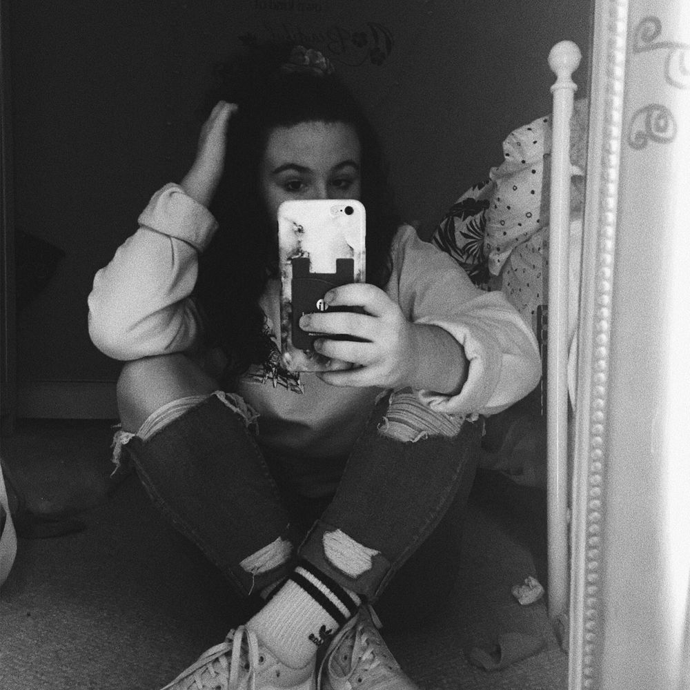 Meet your Posher, Hannah lancia